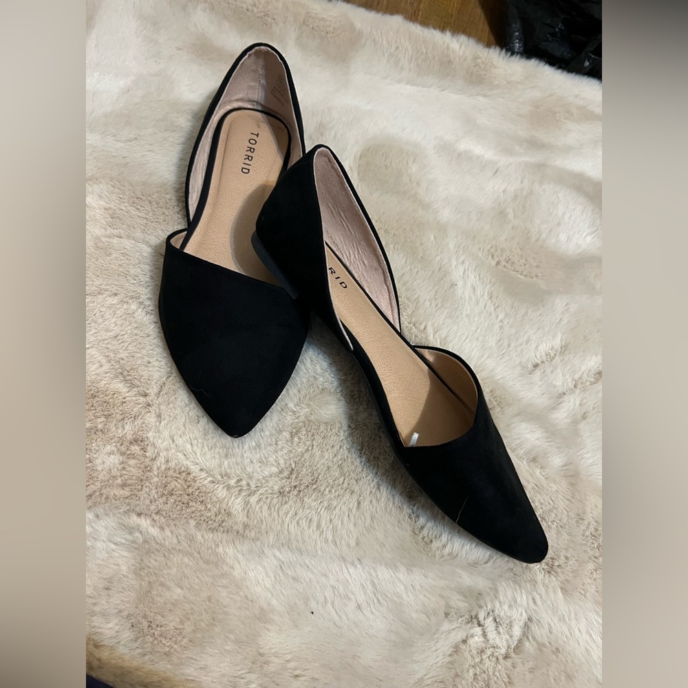 TORRID flats size 8W